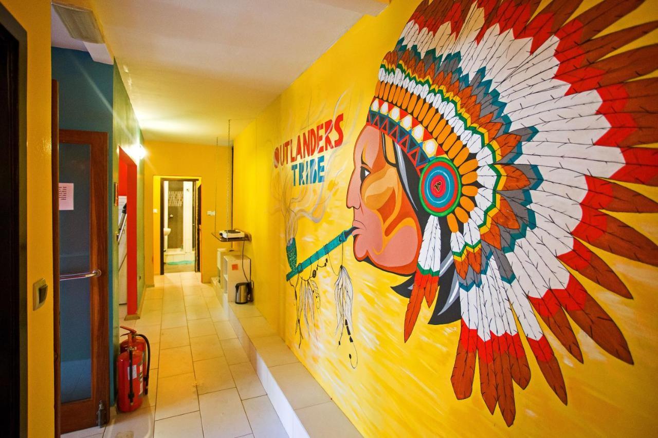 Outlanders Tribe Hostel Split Eksteriør billede